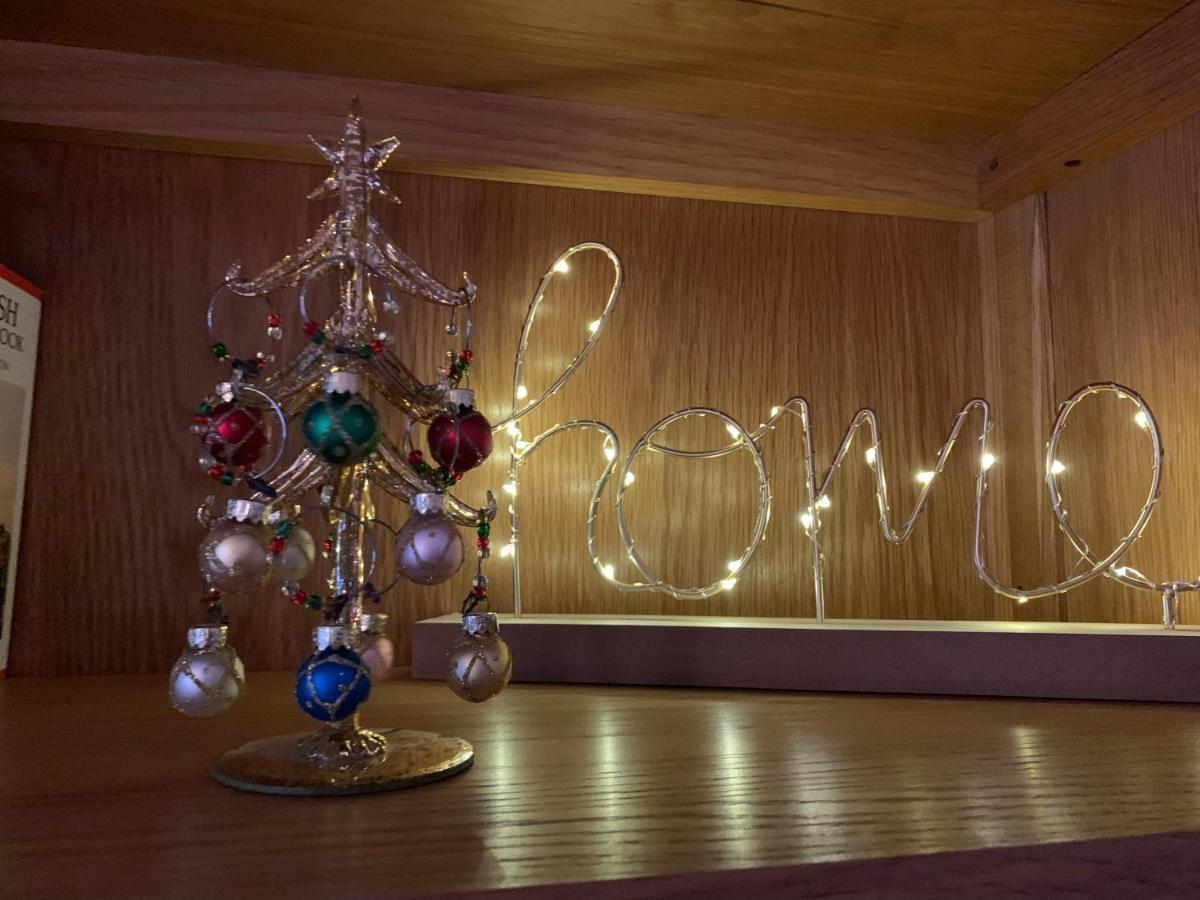 Cwtch Y Coetir Holiday home