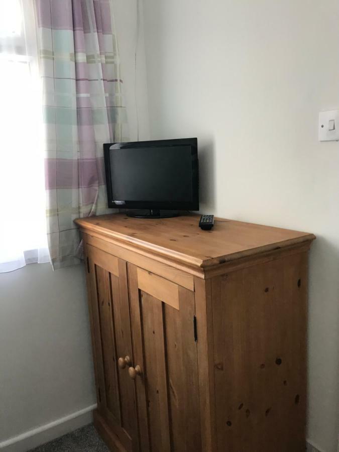 Holiday home Cwtch Y Coetir